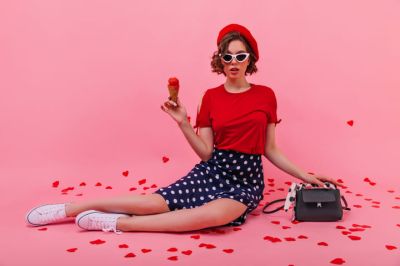 Stilul Preppy pentru femei: Ce articole să ai în garderobă?