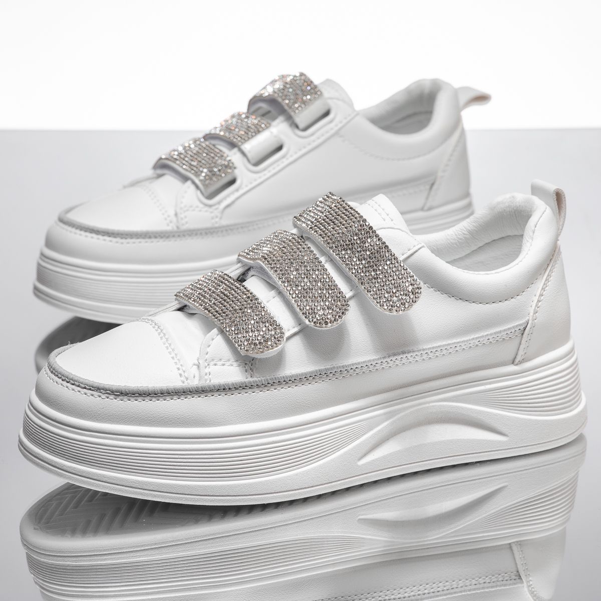 Дамски спортни обувки Luca Бяло #14162