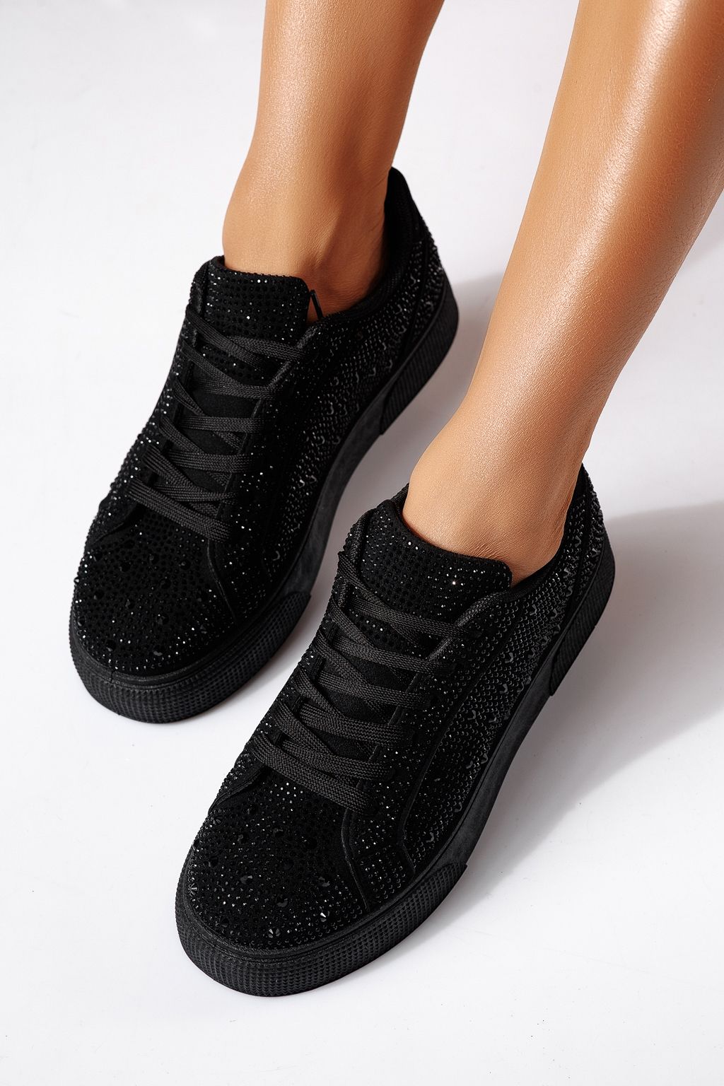 Дамски маратонки черни от обърната еко кожа Lorete #24478