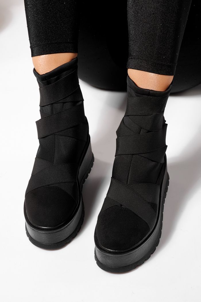 Дамски черни подплатени ботуши от екологичен велур Ellis #23172