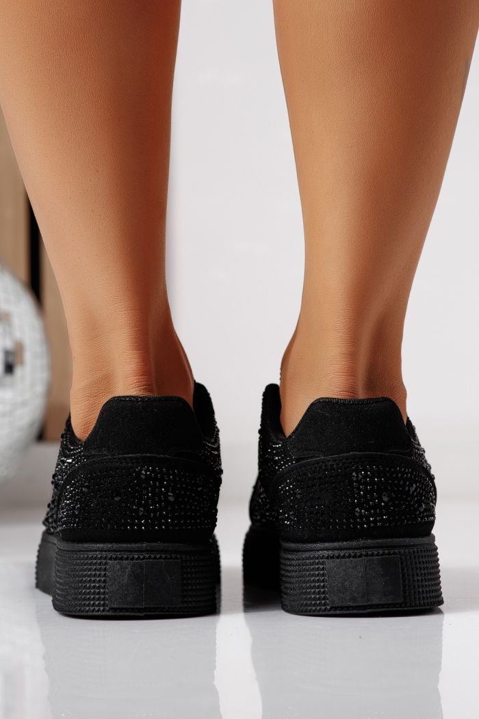 Дамски маратонки черни от обърната еко кожа Lorete #24478