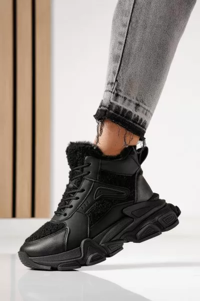 Спортни боти