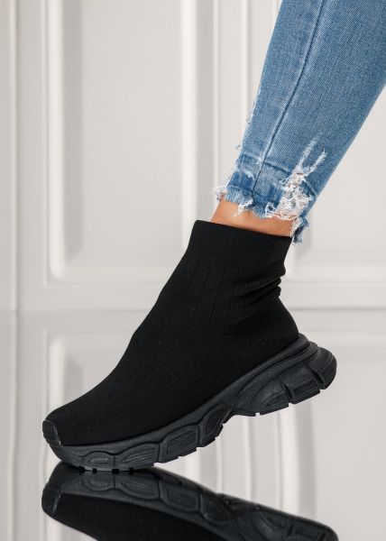 Дамски маратонки черни от текстилен материал Luana #18014