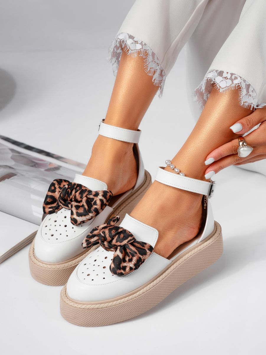 Всекидневни дамски обувки бели от еко кожа Mia #19349