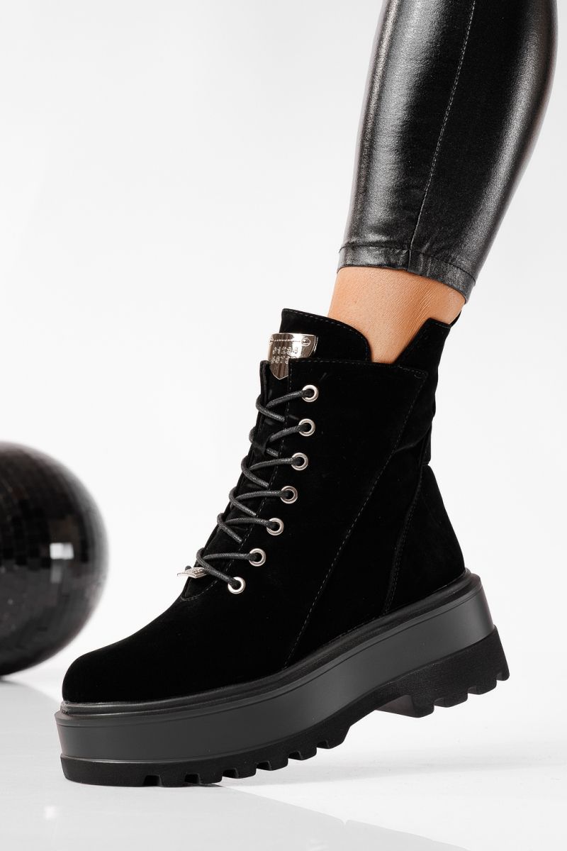 Дамски боти подплатени с пух черни от еко кожа Elena #22677