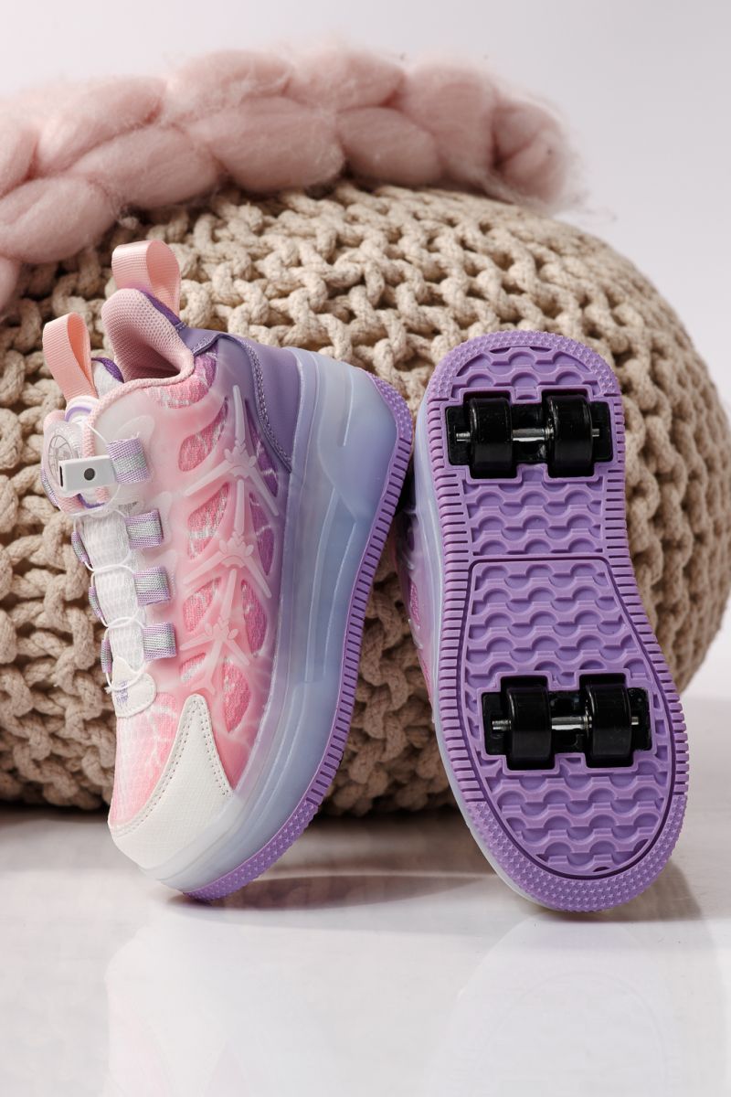 Маратонки с колелца лилави от текстилен материал Carla #22888