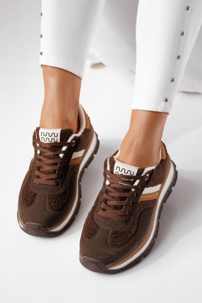 Дамски маратонки ватирани кафяви от обърната еко кожа Leila #23043