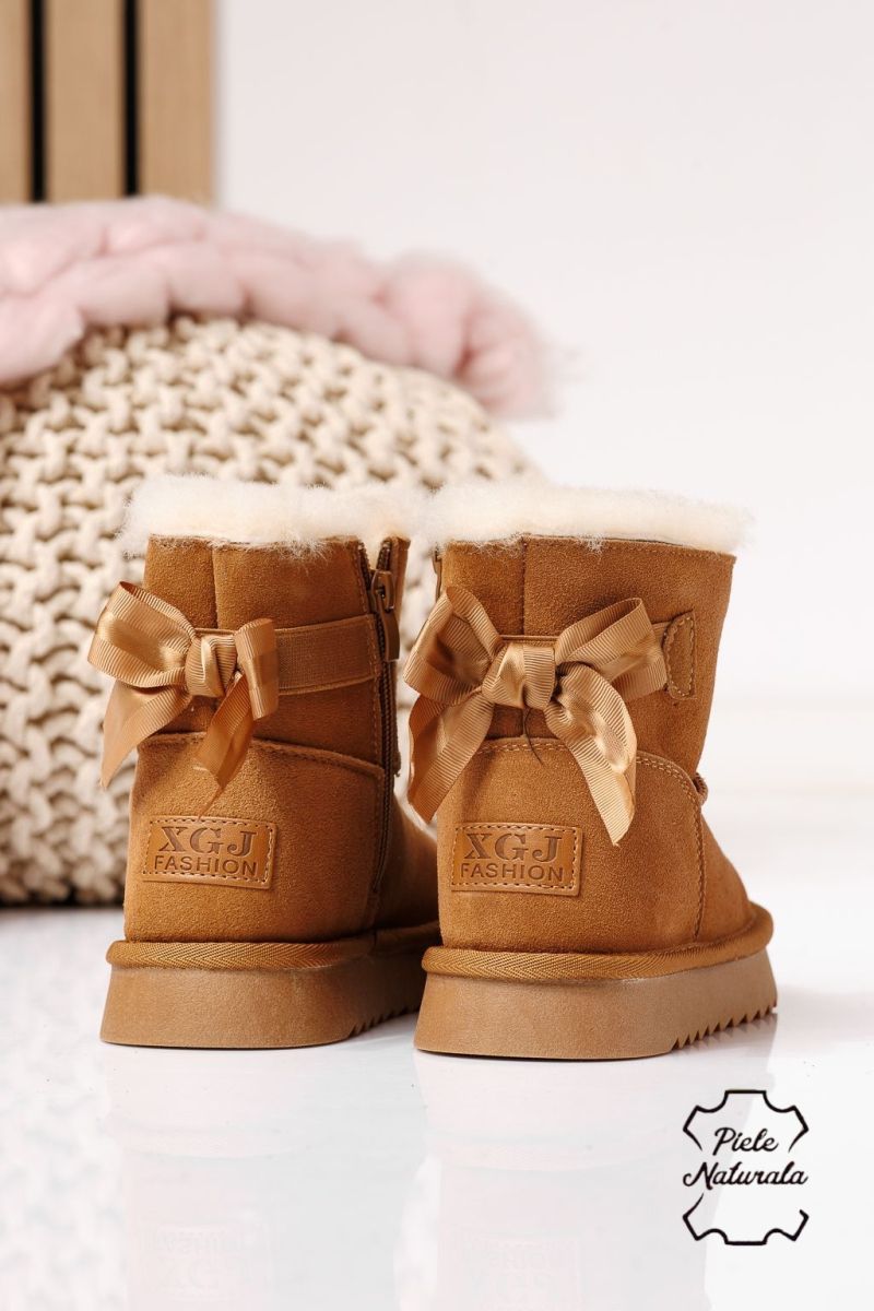 Боти за момичета подплатени с пух кафяви от обърната естествена кожа Alina #22993