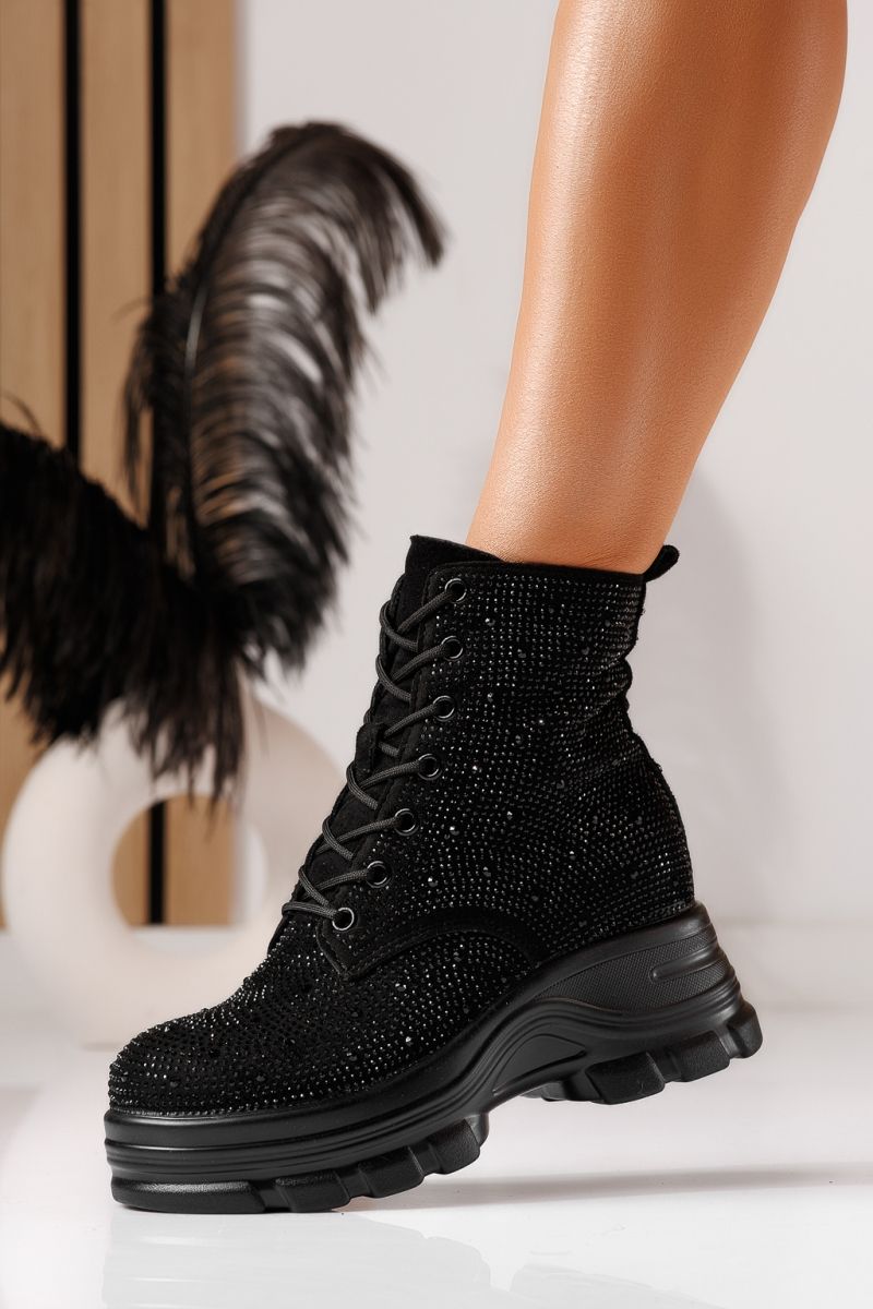 Дамски боти ватирани черни от обърната еко кожа Sophia #23033