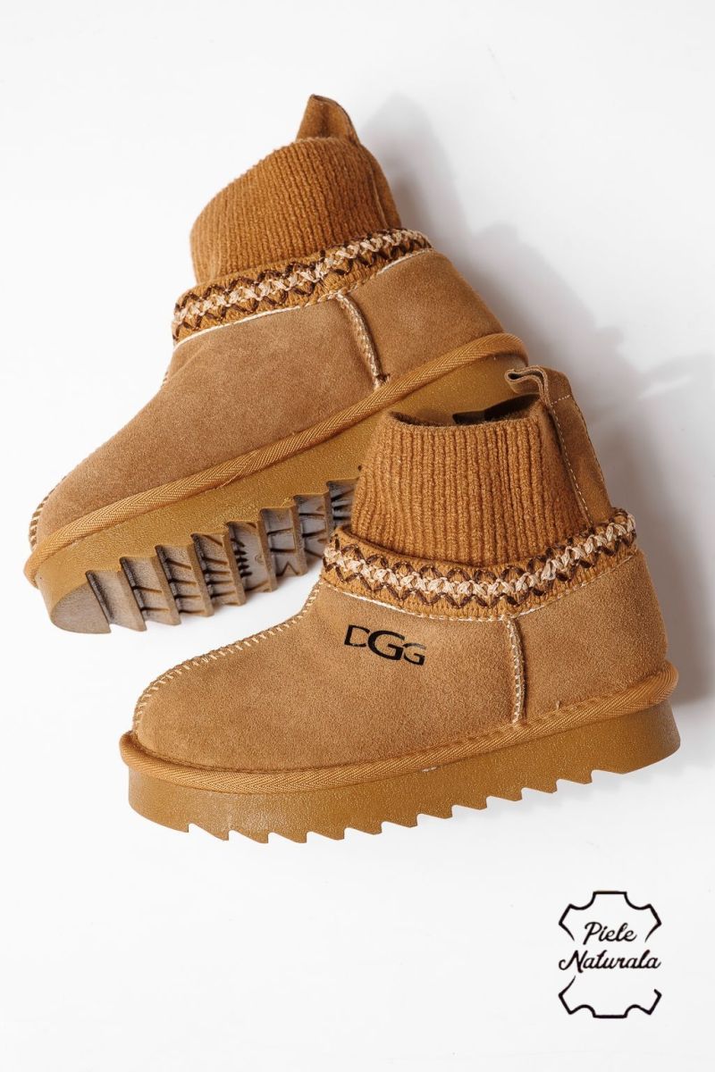 Боти за момичета подплатени с пух кафяви от обърната естествена кожа Esfir #22985