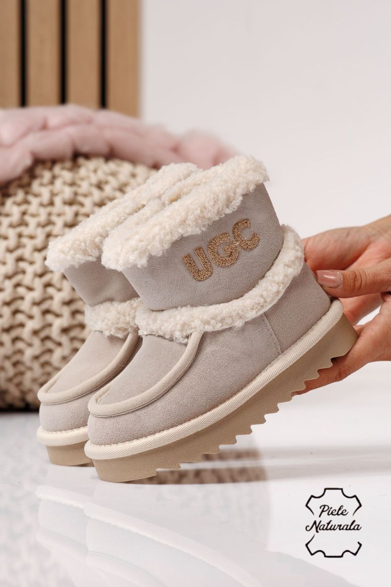 Боти за момичета подплатени с пух бежови от обърната естествена кожа Talia #22974