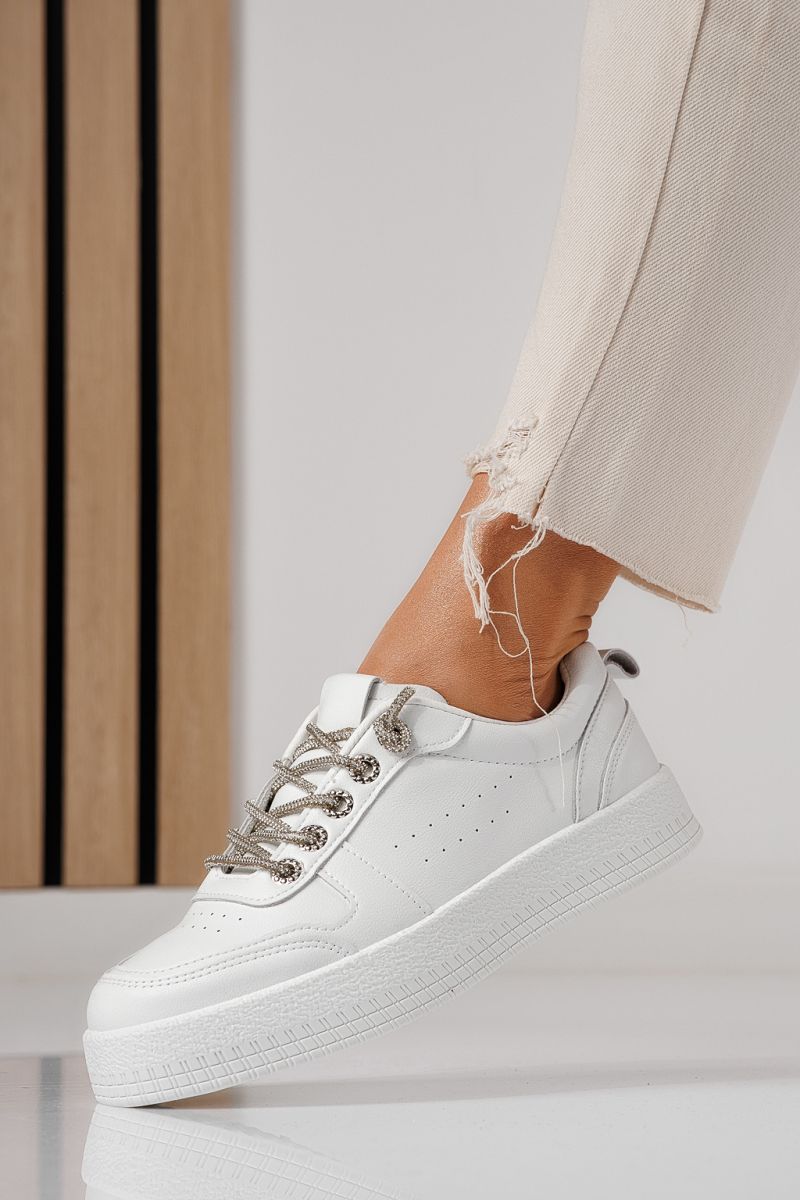 Дамски маратонки бели от еко кожа Nicole #24166