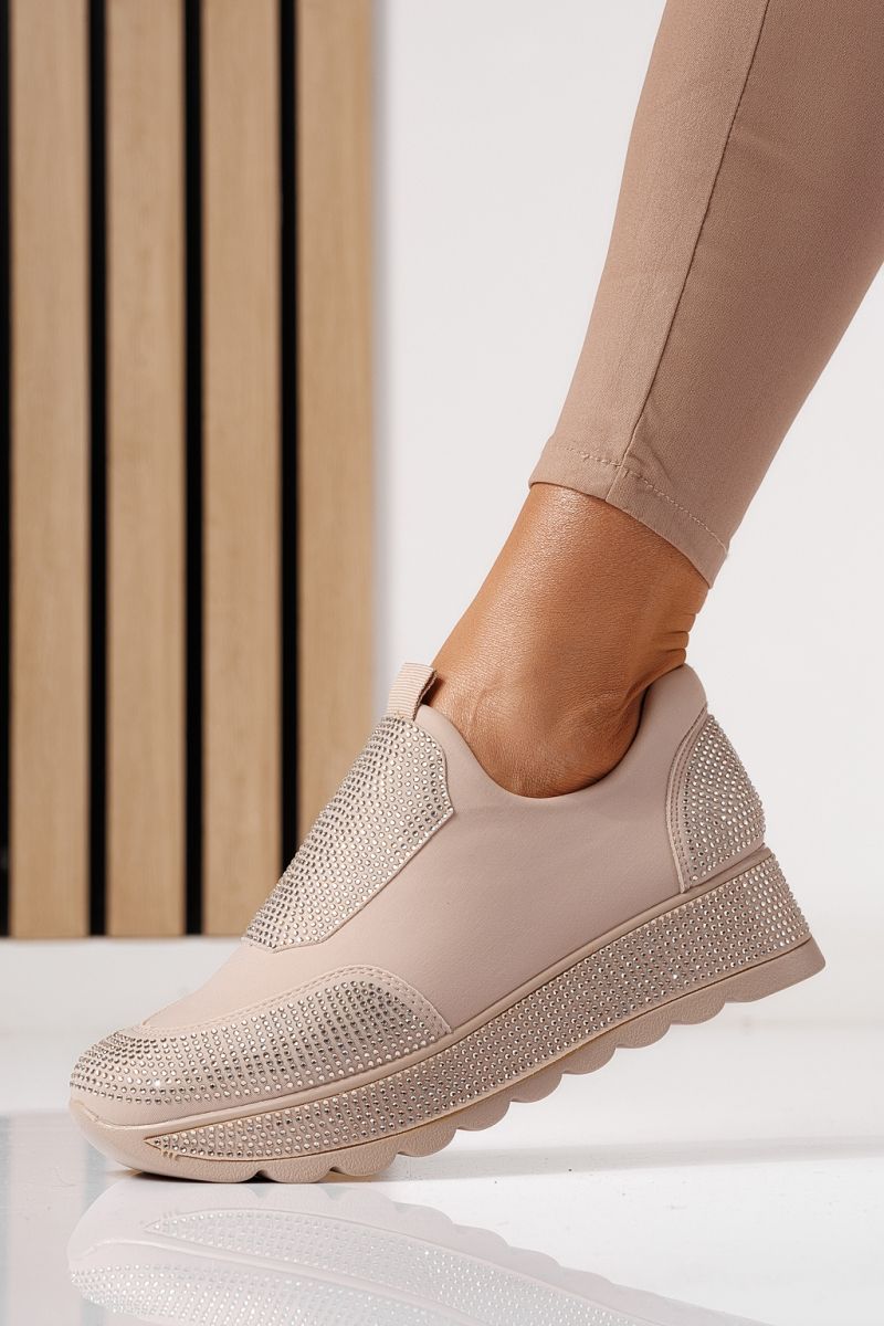 Дамски бежови текстилни маратонки Iris #24208