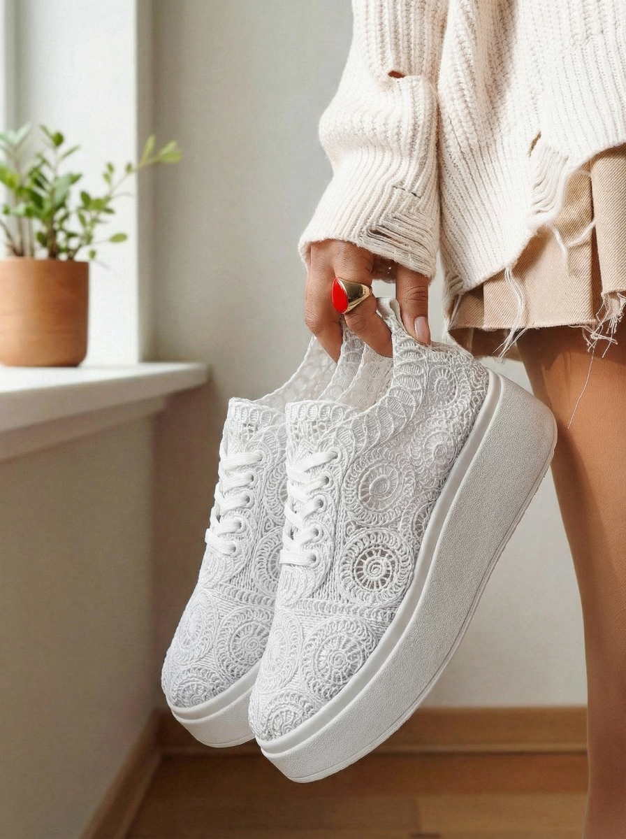 Дамски маратонки бели от текстилен материал Loretta #24491