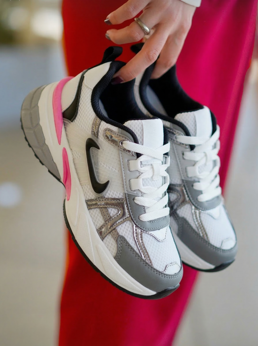 Дамски маратонки бели от еко кожа Amy #24604