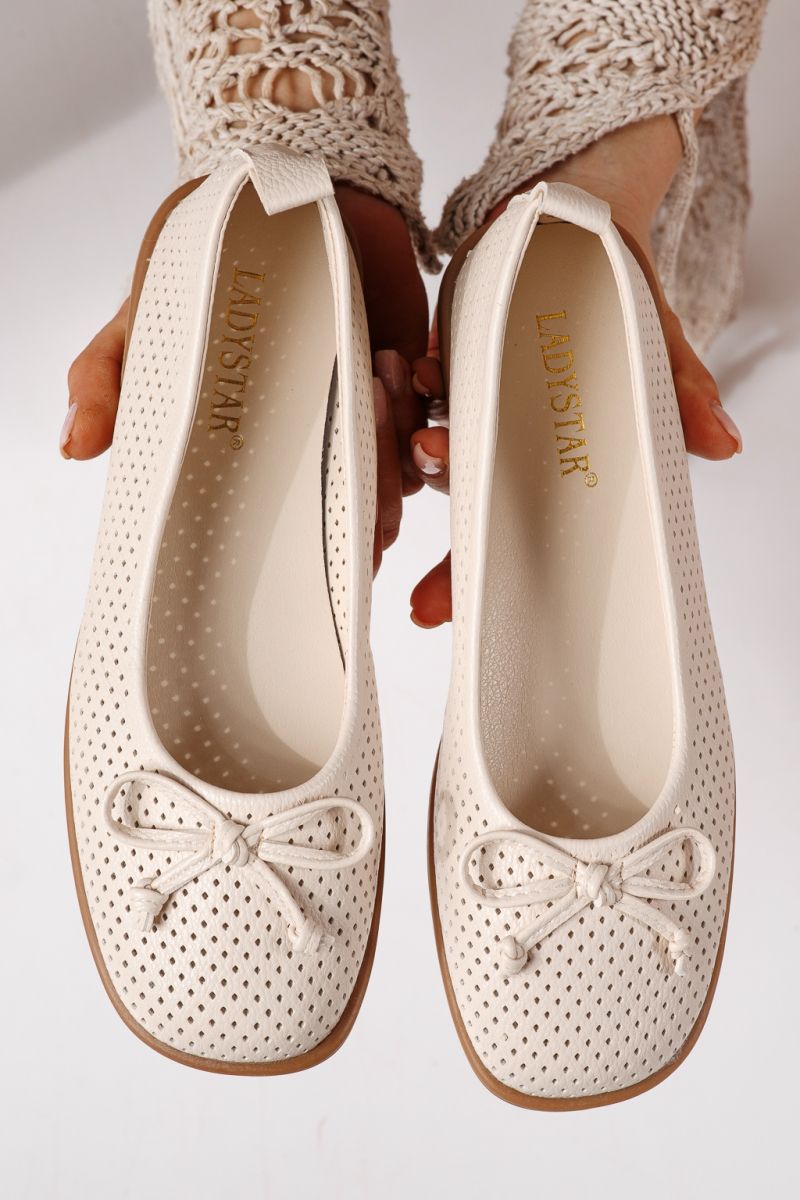 Дамски балерини бежови от еко кожа Brielle #24886