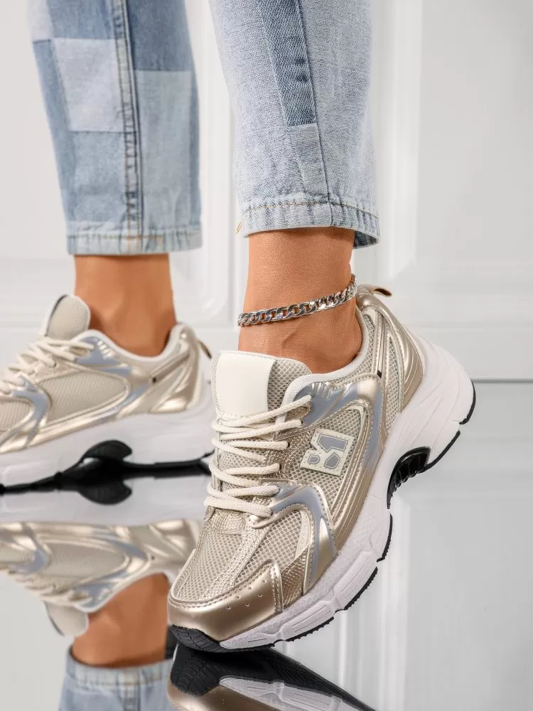 Дамски маратонки златисти от текстилен материал Charlotte #19171