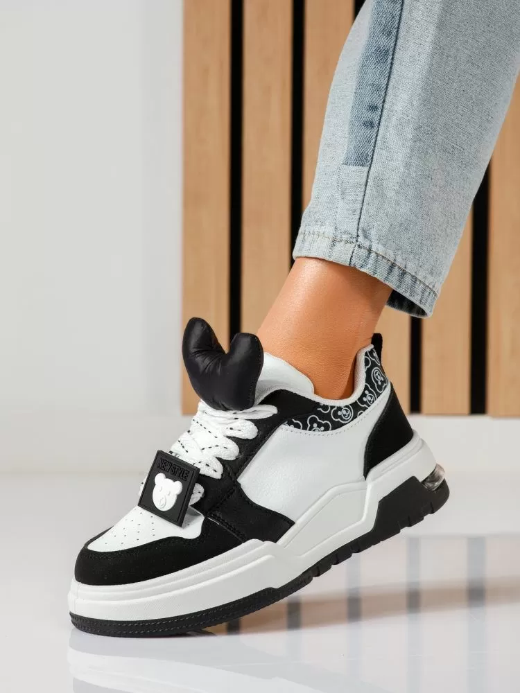 Дамски маратонки черни от еко кожа Lillie #19246