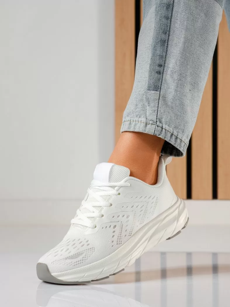 Дамски маратонки бели от текстилен материал Lilith #19325