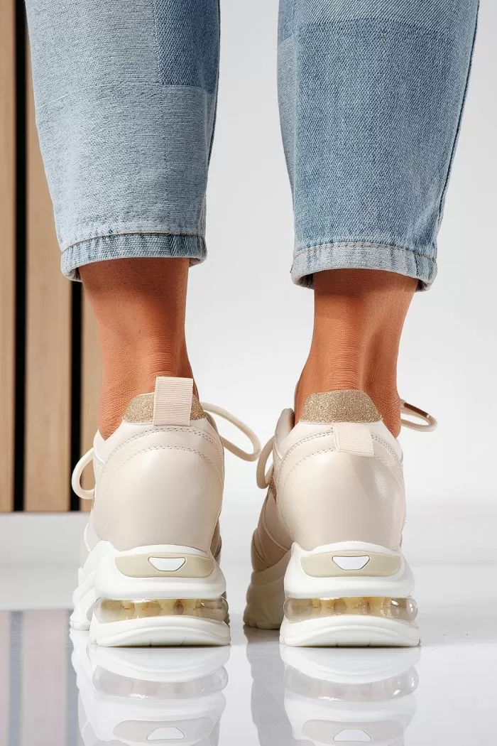 Дамски маратонки с платформа бежови от еко кожа Aura #21238