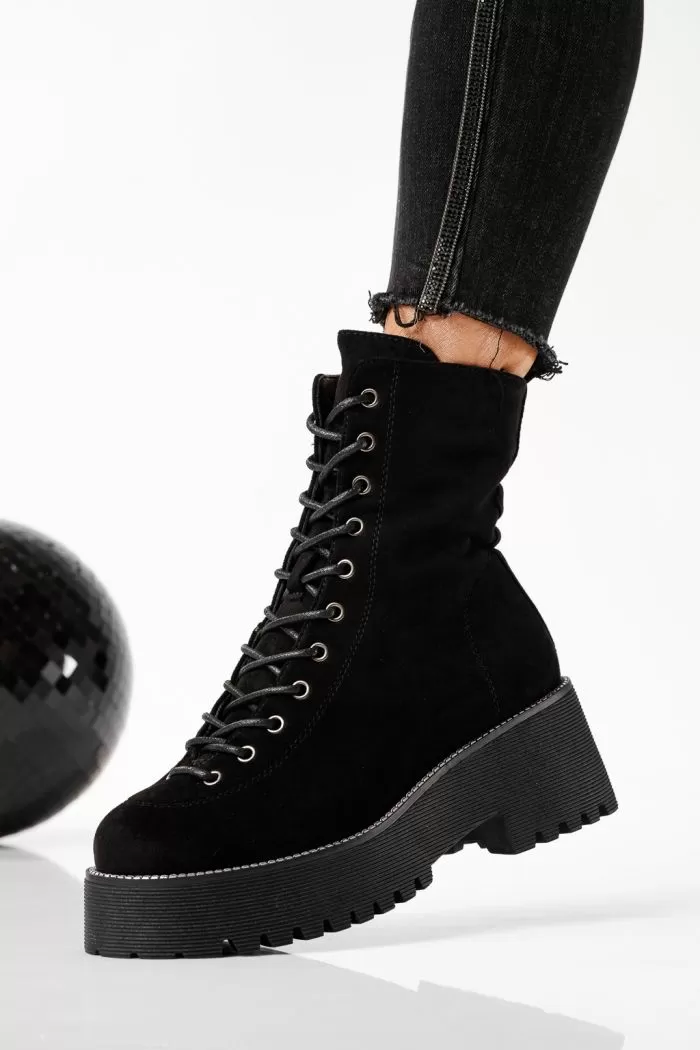 Дамски боти подплатени с пух черни от обърната еко кожа Ellis #22773