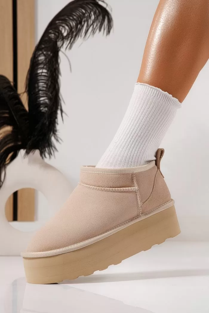 Дамски къси чизми подплатени с пух тип UGG бежови от естествена кожа Zina #23159