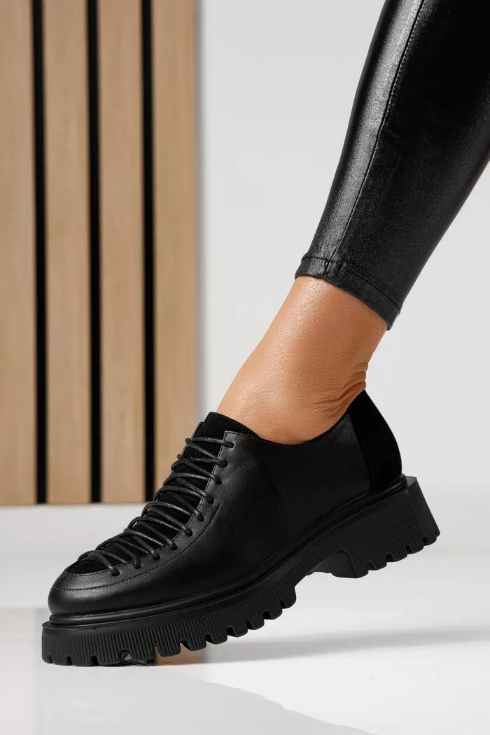 Всекидневни дамски обувки черни от еко кожа Elisa #24098