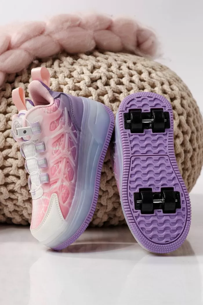 Маратонки с колелца лилави от текстилен материал Carla #24408