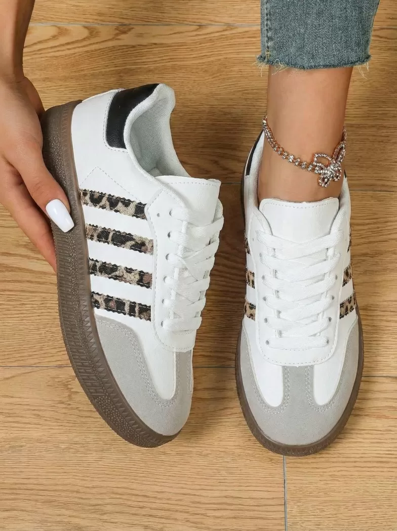 Дамски маратонки бели от обърната еко кожа Liza #24504