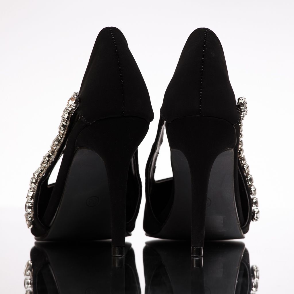 Дамски обувки с ток Greta черен #13474