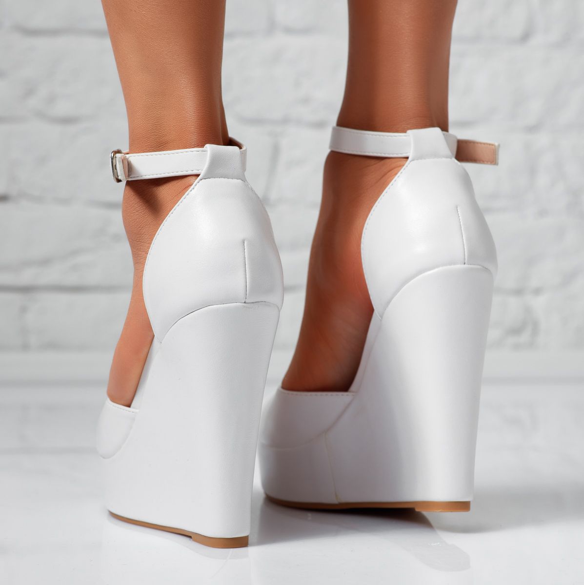 Дамски обувки на платформа Ilona Бяло #13951
