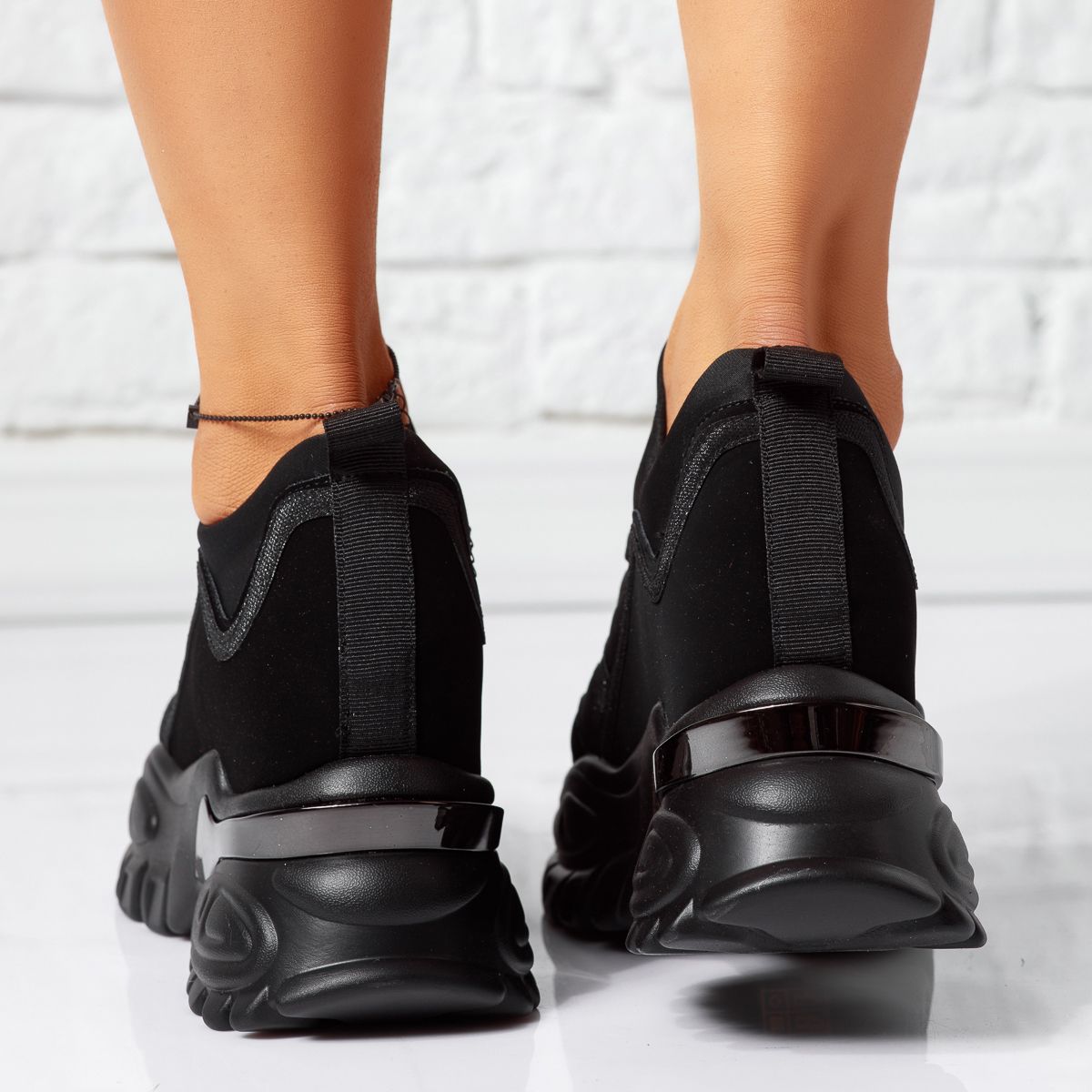 Lyra Női Fekete Sportcipő Platformmal #14607