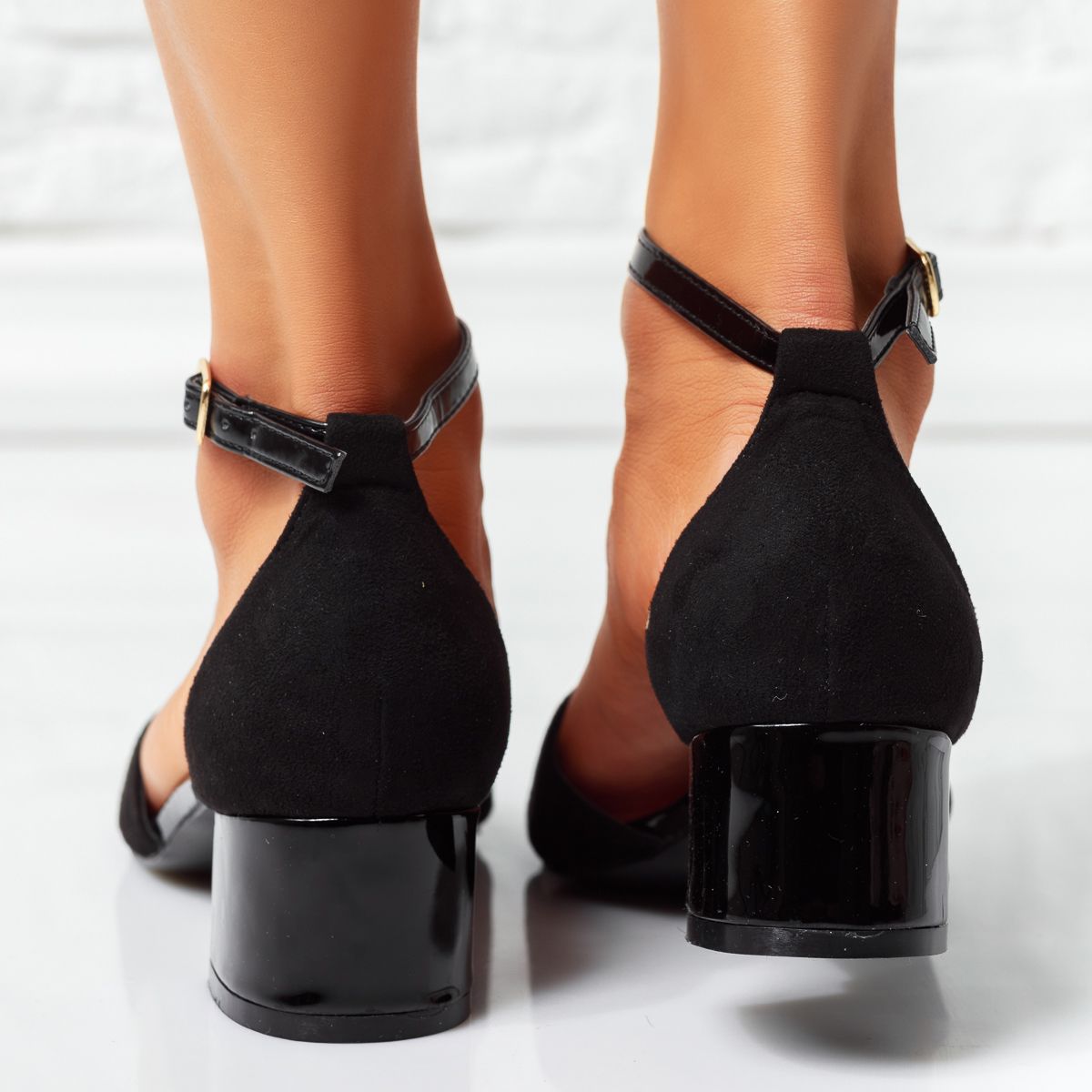 Дамски сандали с ток Solle черен #14382