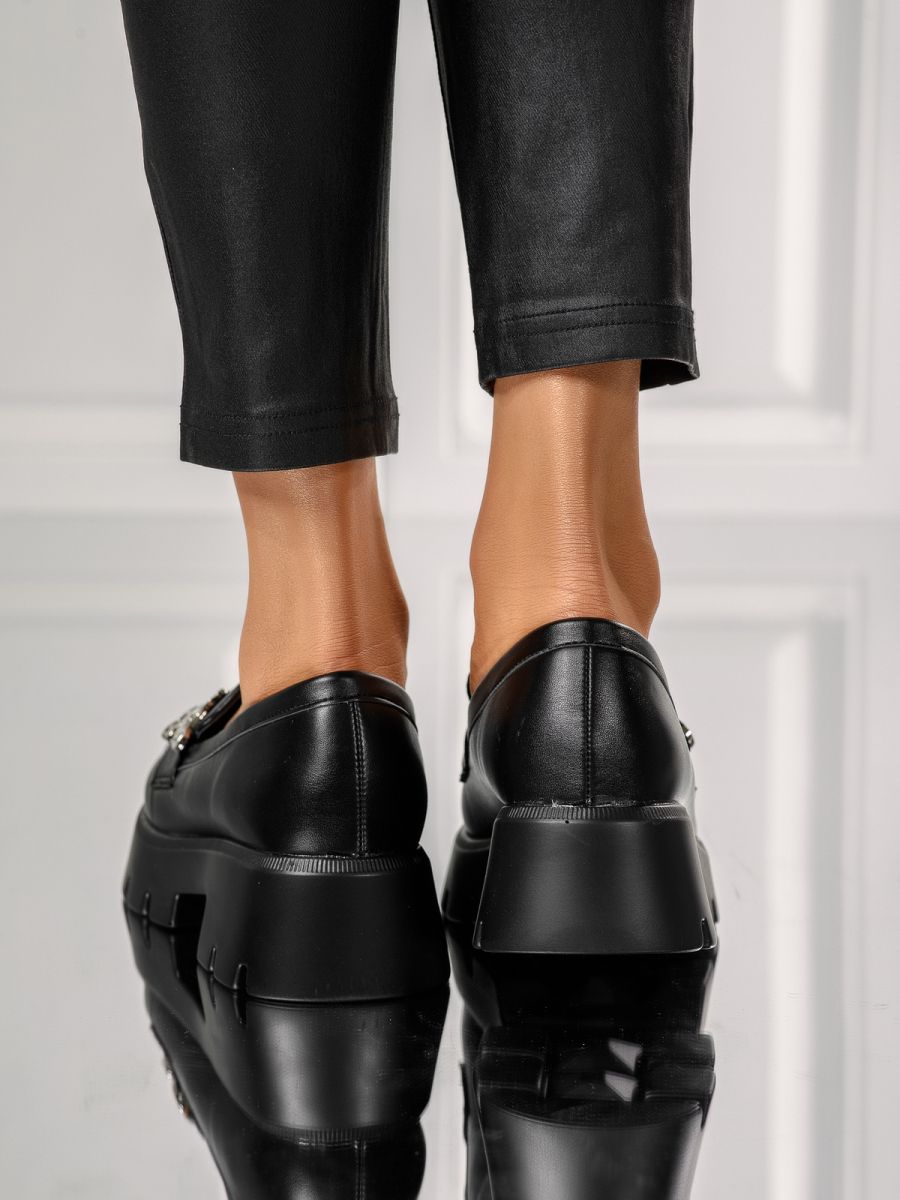 Всекидневни дамски обувки черни от еко кожа Nadia #18134