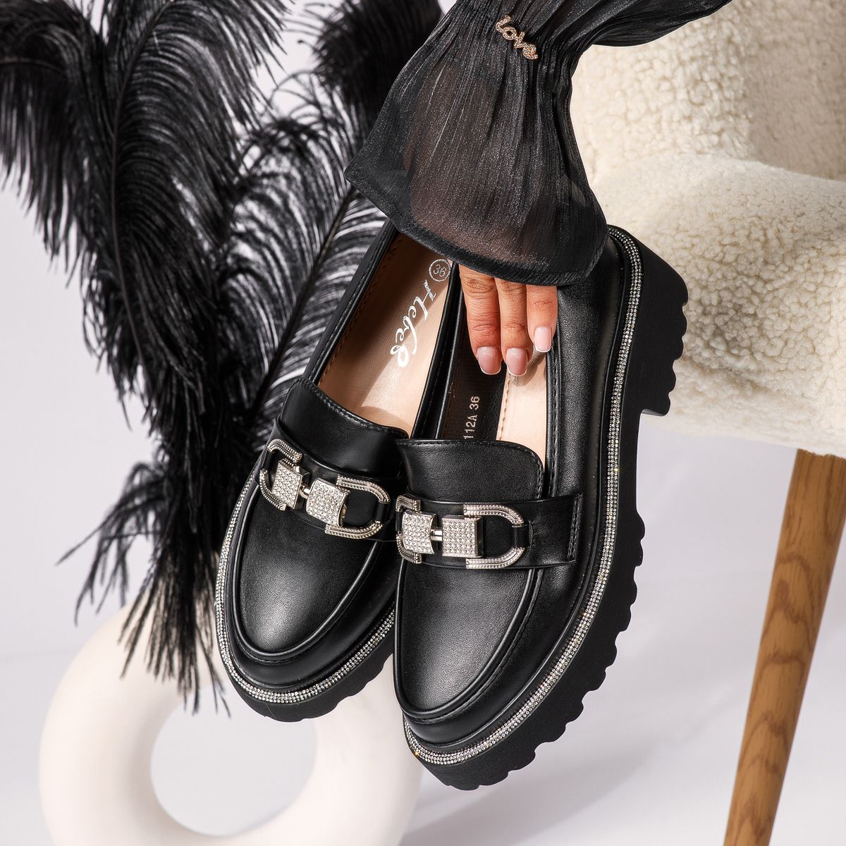 Всекидневни дамски обувки черни от еко кожа Eden #18311