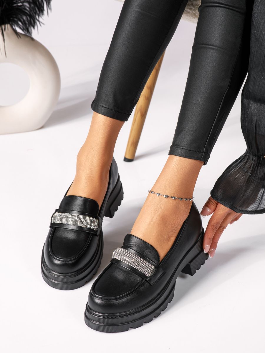 Всекидневни дамски обувки черни от еко кожа Aria #18310