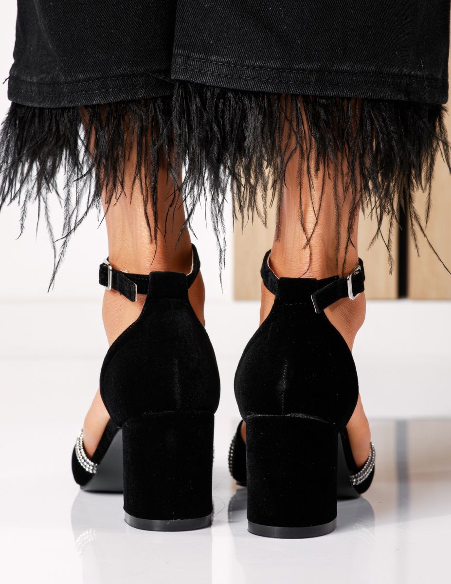 Дамски сандали с ток черни от обърната еко кожа Crown #18579
