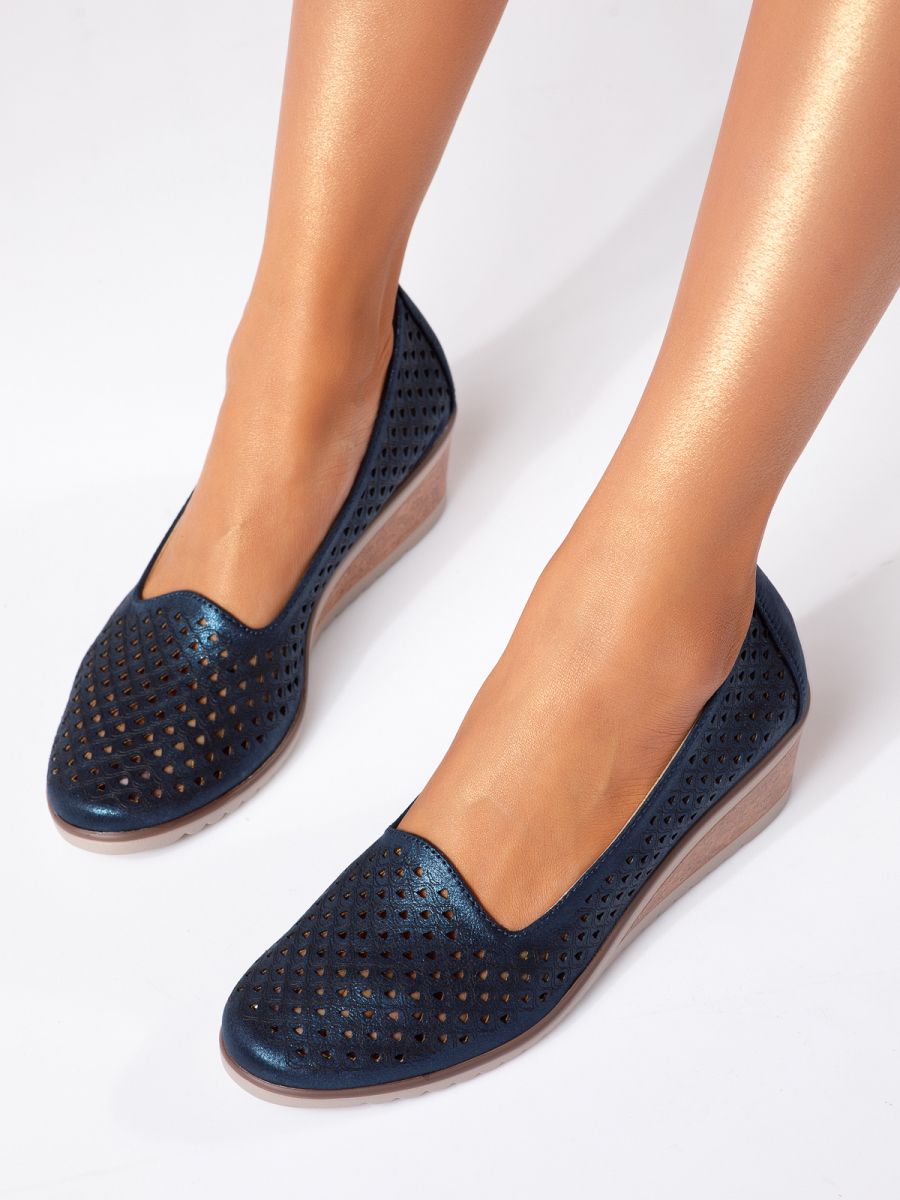 Дамски обувки с тъмносиня платформа от екологична кожа Hazel #18742