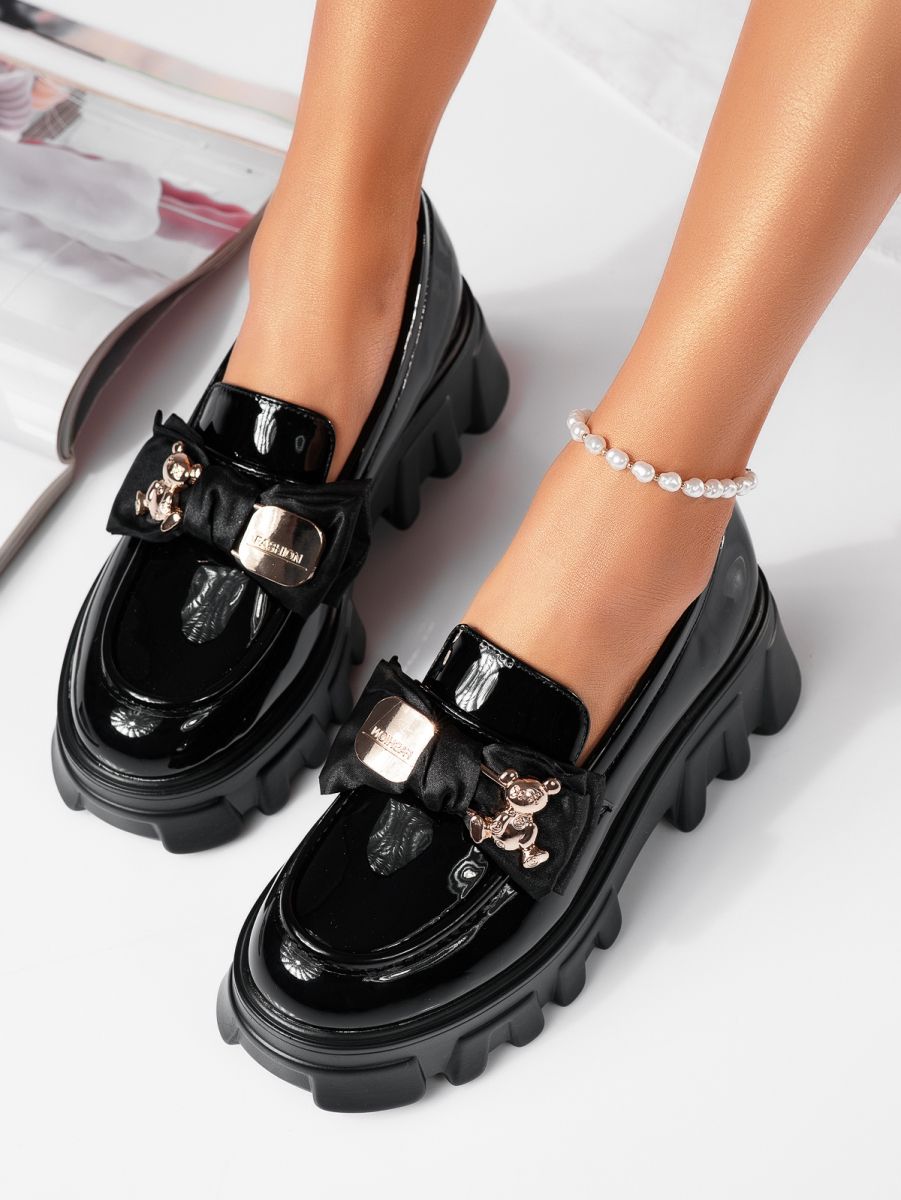 Всекидневни дамски обувки черни от лачена еко кожа Natalia2 #19359