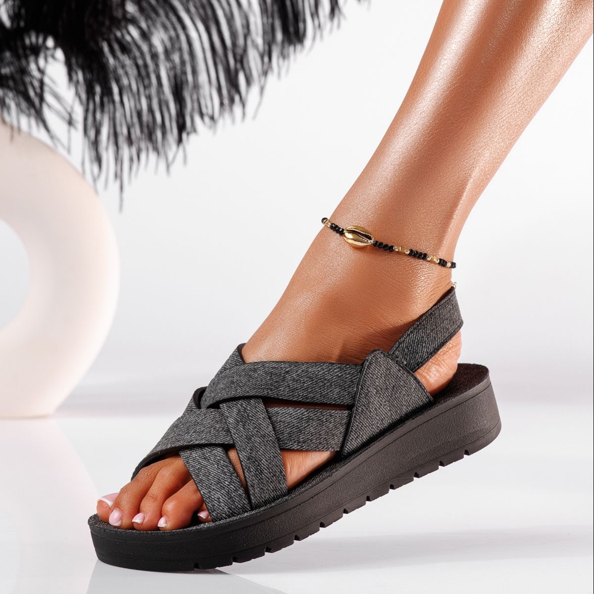 Дамски сандали с платформа черни от еко кожа Simone #19872