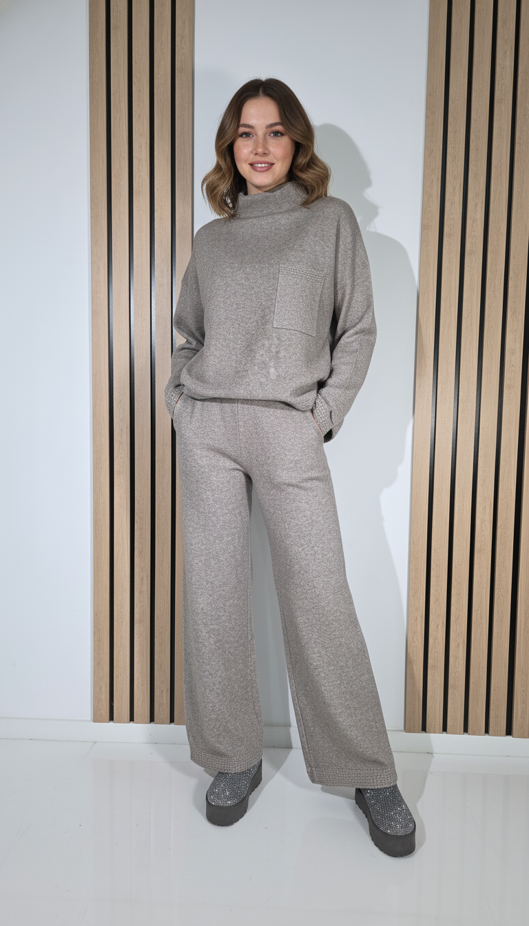 Бежов плетен дамски костюм Leila от 2 части #A1290