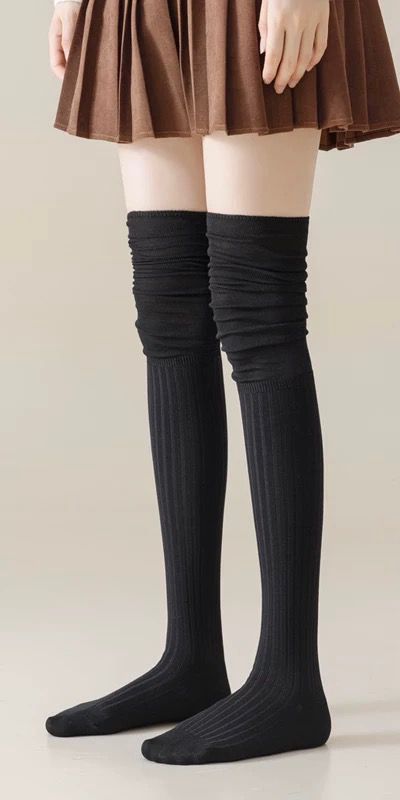 Дамски черни дълги чорапи Alis #A1300