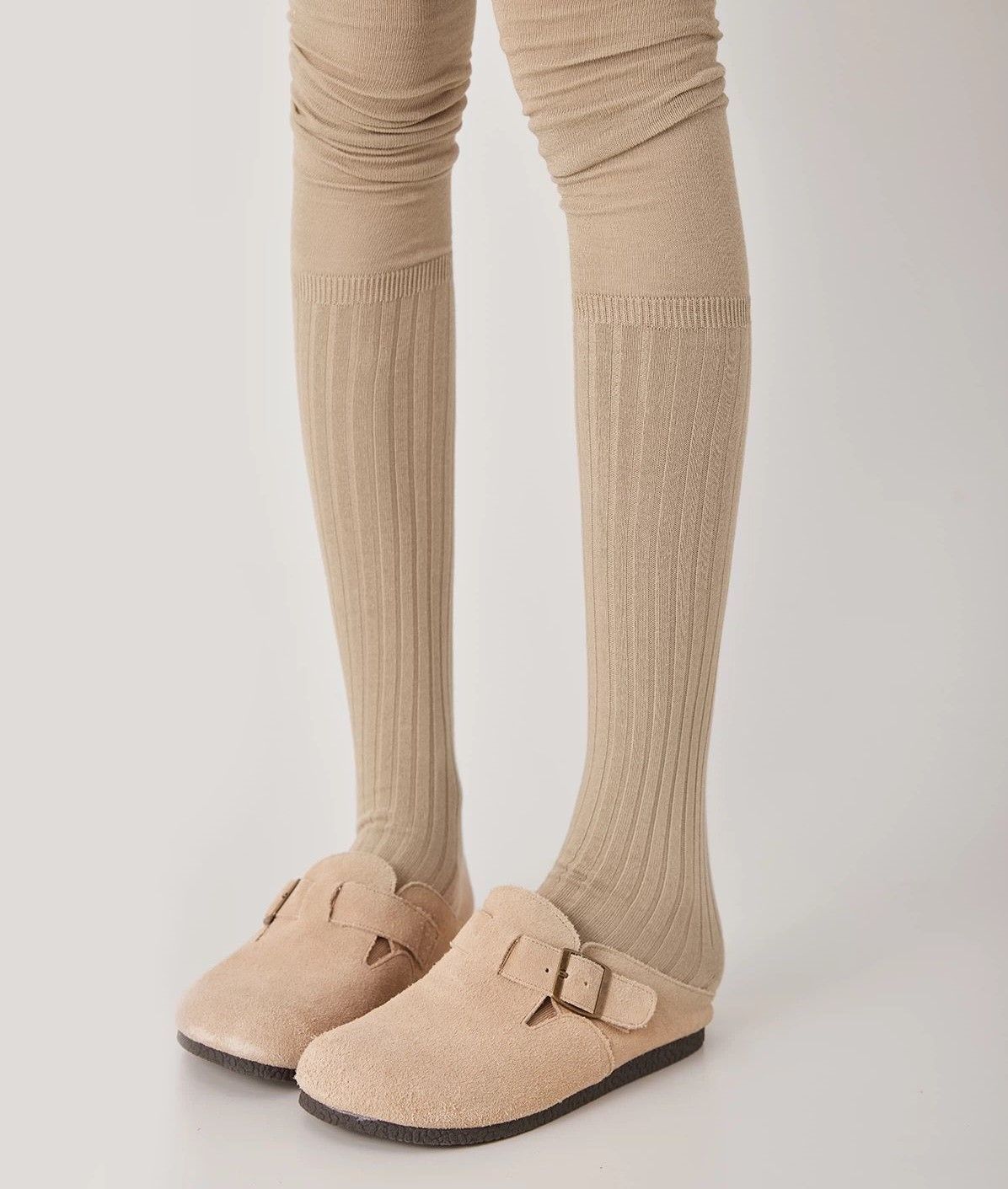 Дамски бежови дълги чорапи Alis #A1302