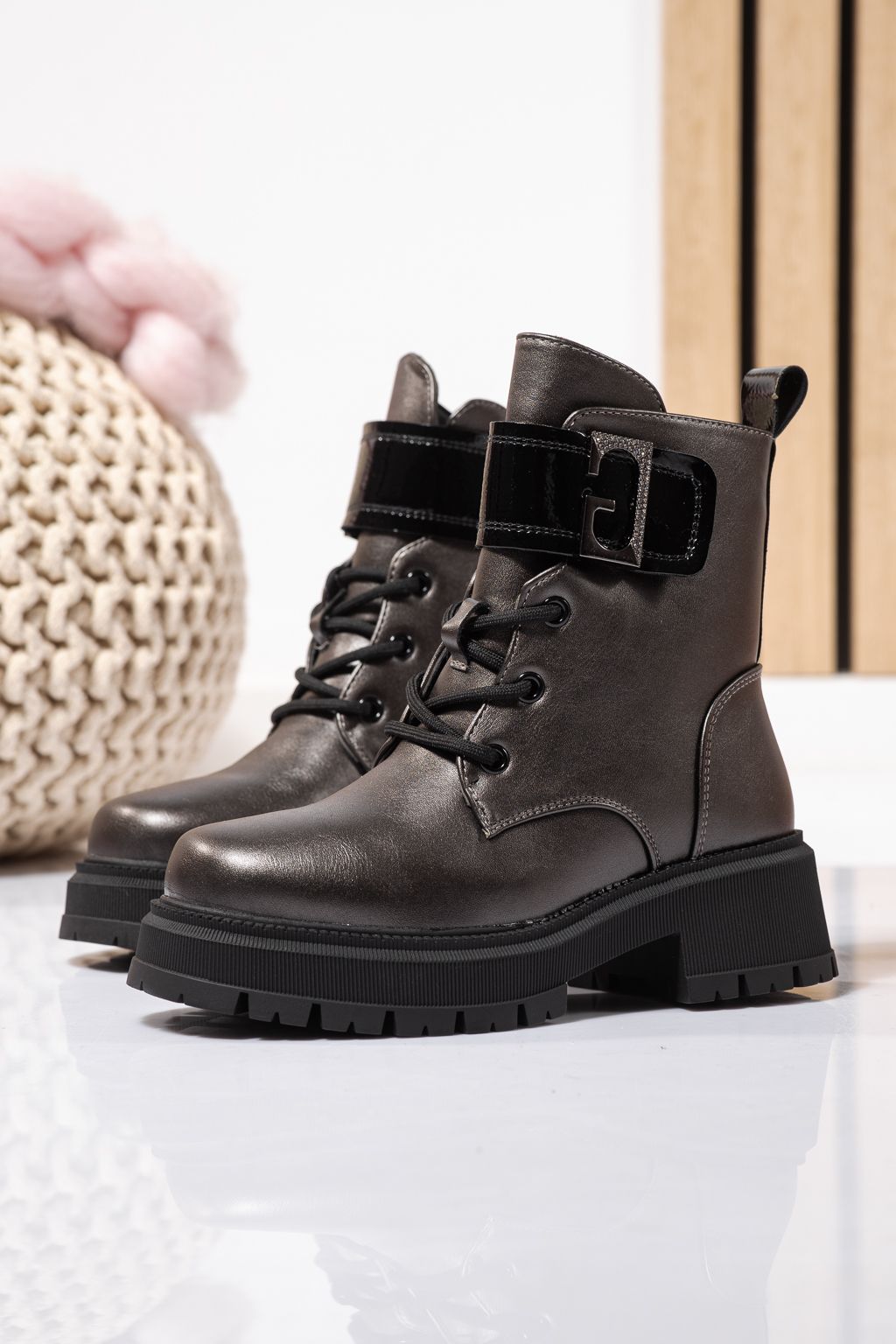 Боти за момичета подплатени с пух сиви от еко кожа Alisa #23110