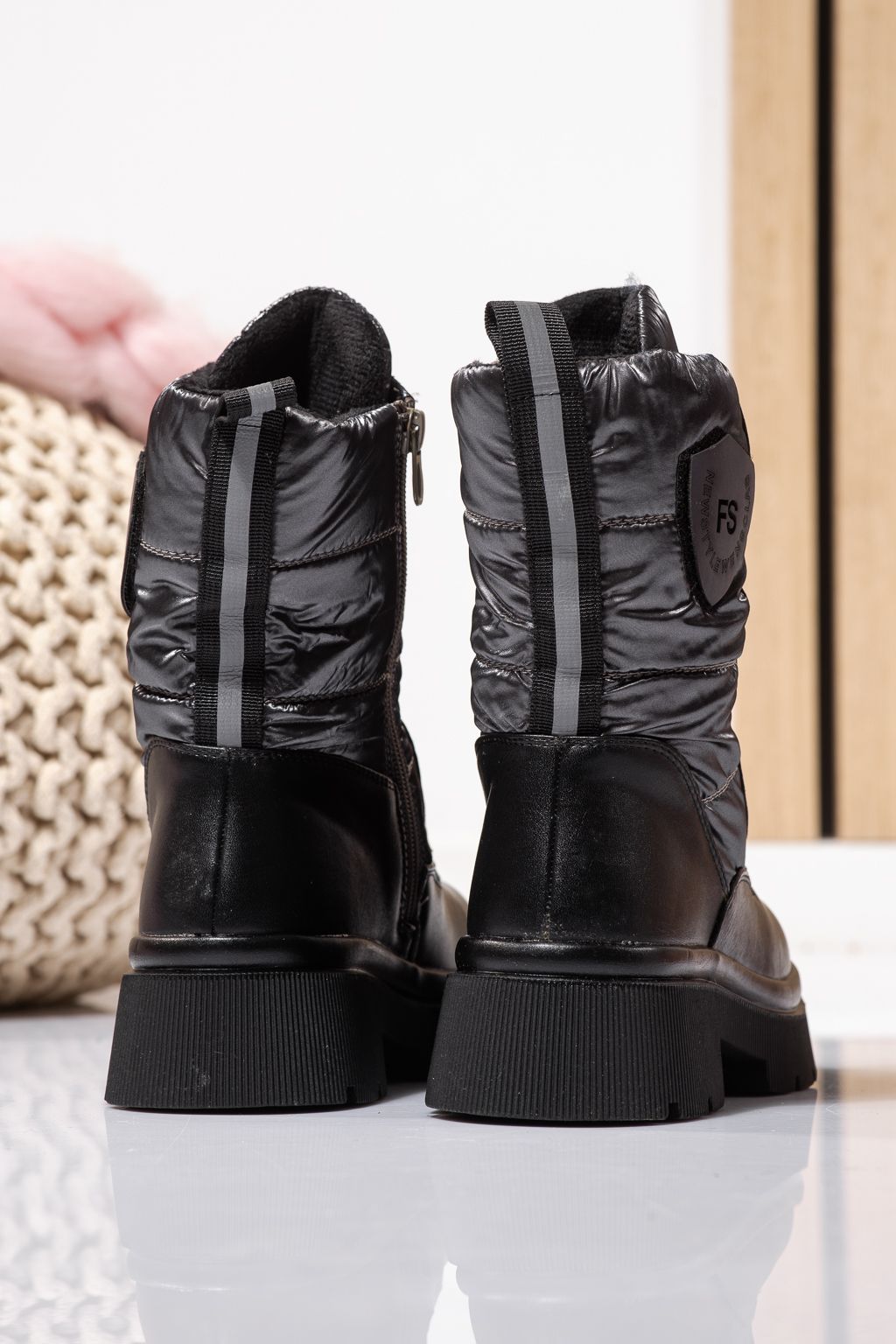 Боти за момичета подплатени с пух сиви от еко кожа Despina #23118