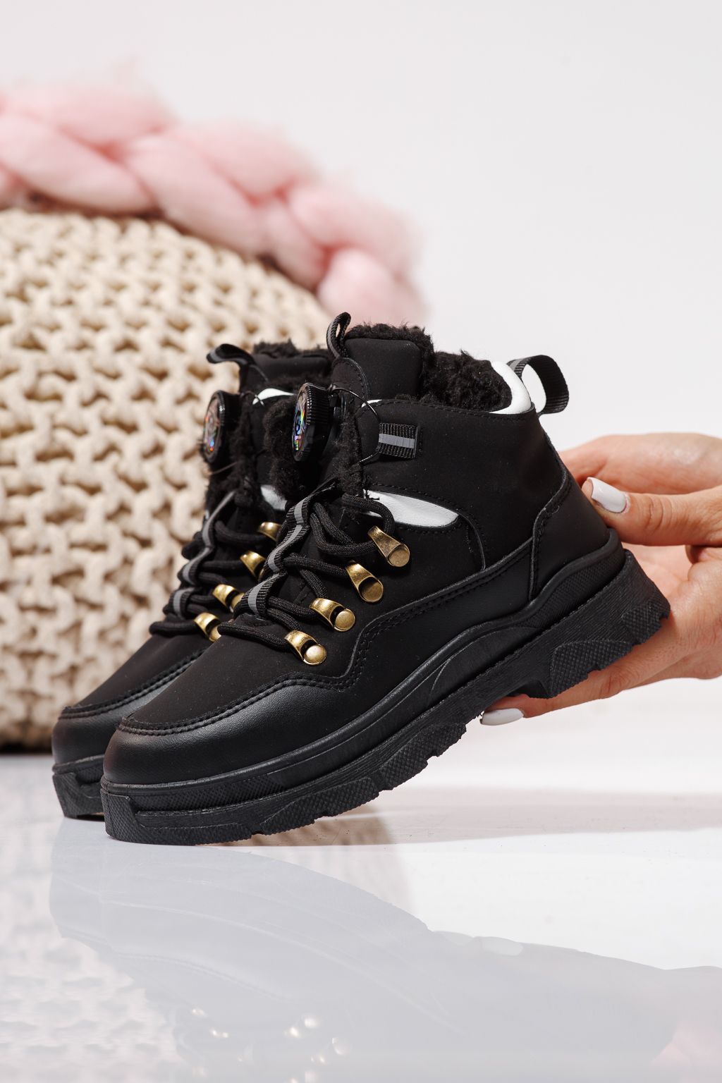 Детски боти подплатени с пух черни от еко кожа Akira #23147