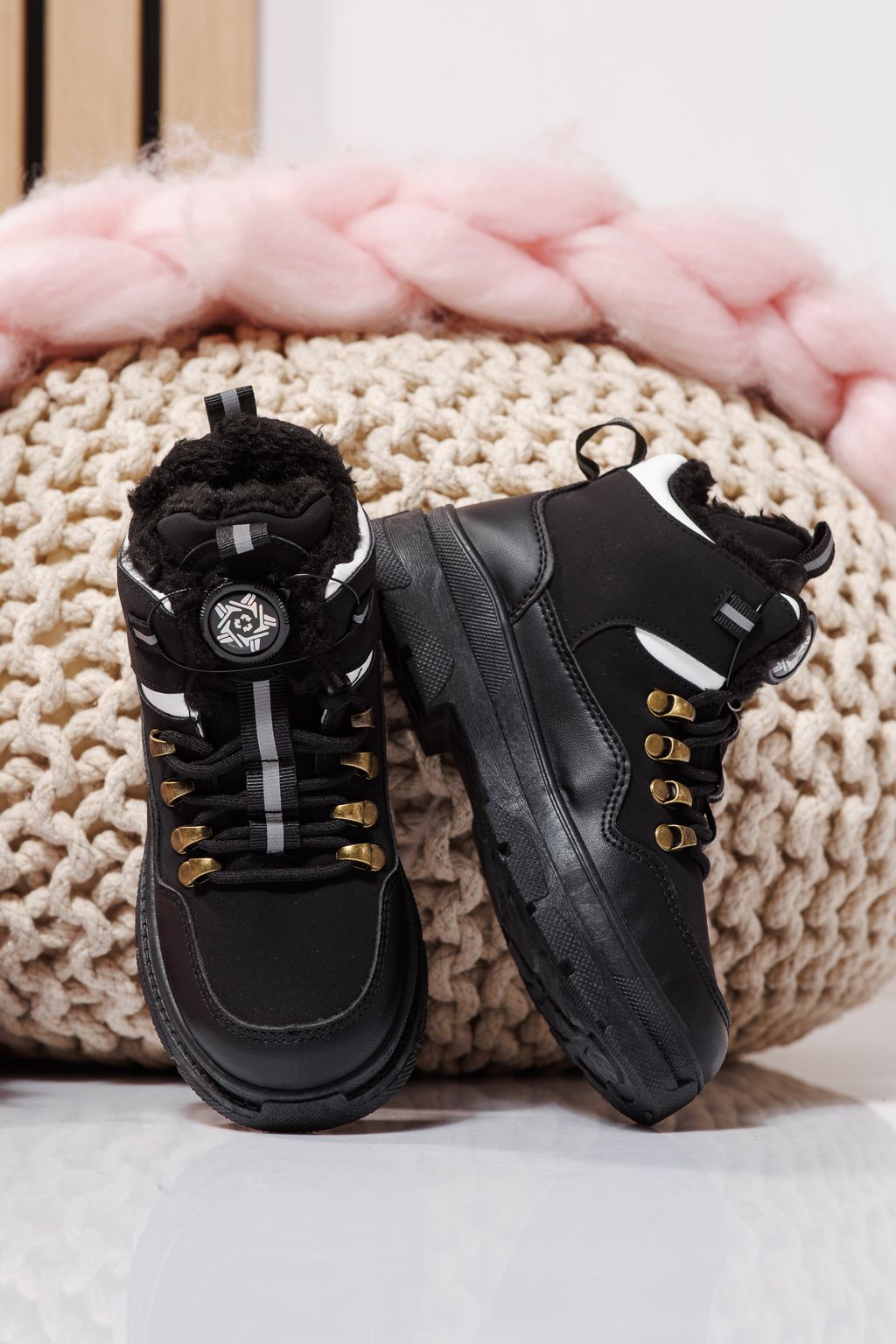 Детски боти подплатени с пух черни от еко кожа Akira #23147