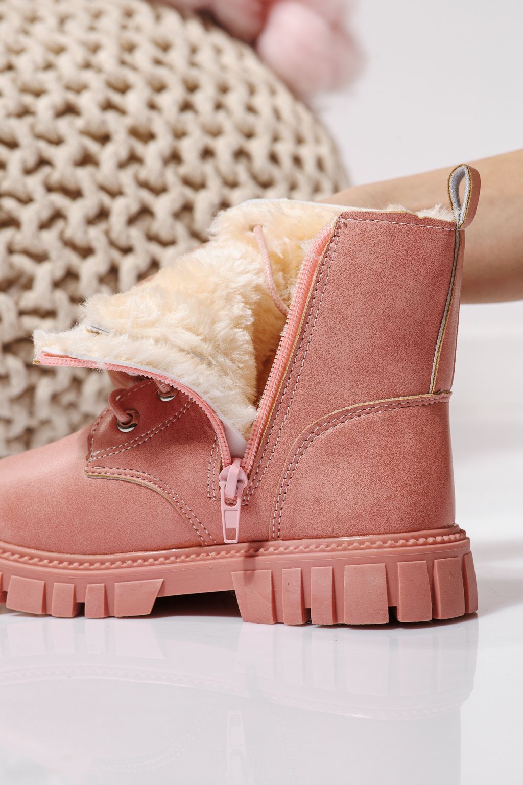 Боти за момичета подплатени с пух розов от еко кожа Xenia #23149