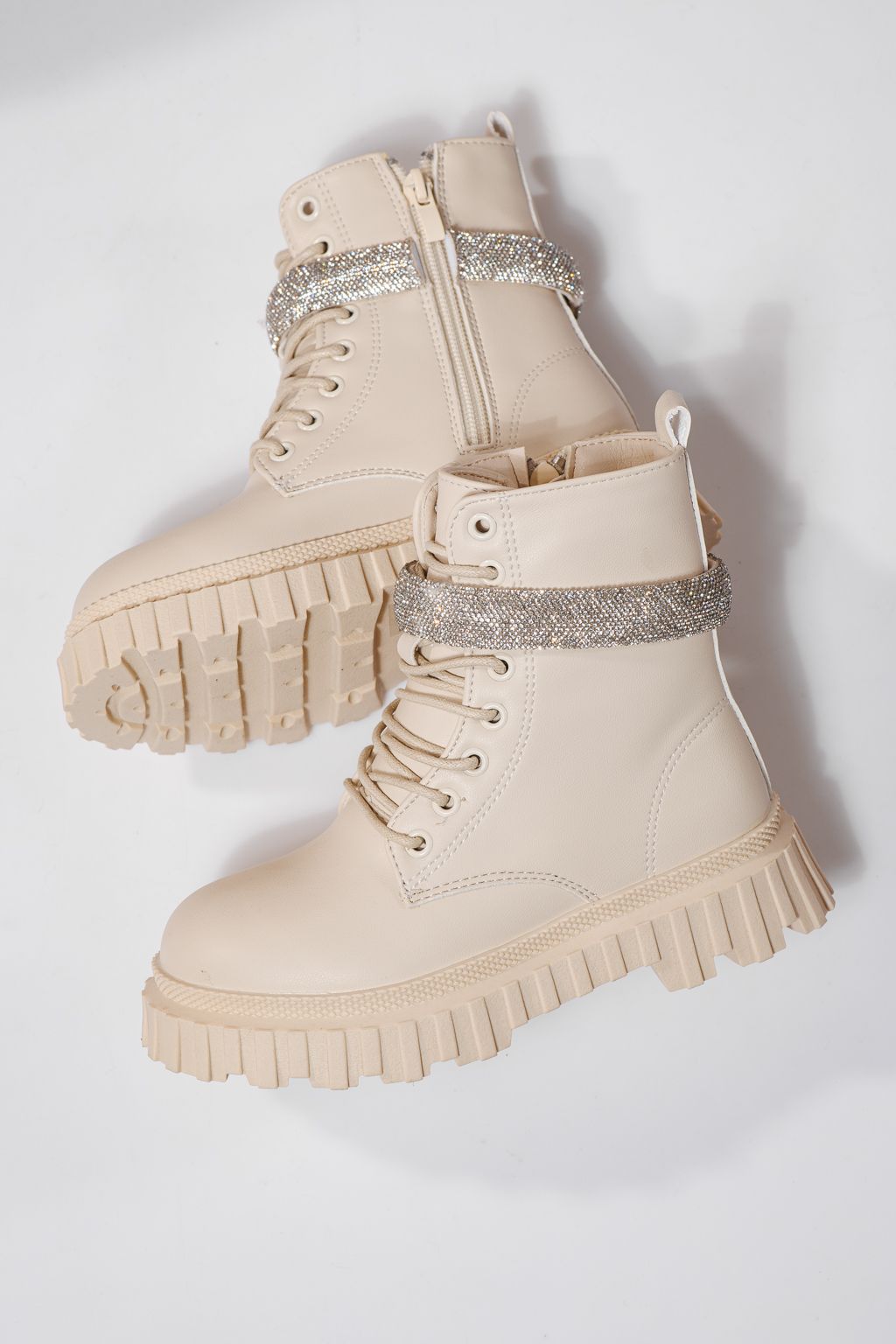 Боти за момичета подплатени с пух бежови от еко кожа Dora #23121