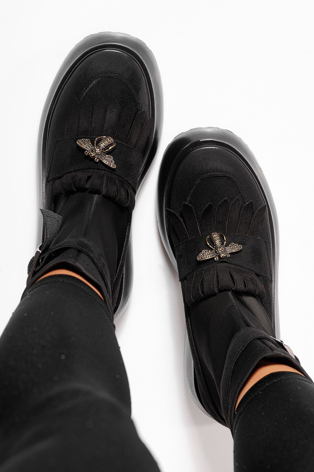 Дамски боти подплатени черни от обърната еко кожа Venus #23160